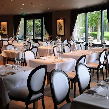Pentahotel 4*